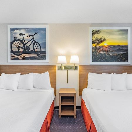 Days Inn By Wyndham Monticello Zewnętrze zdjęcie